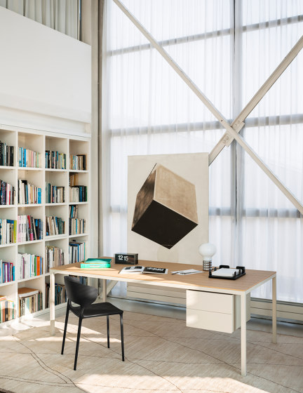 Helsinki | bookcase | Shelving | Desalto