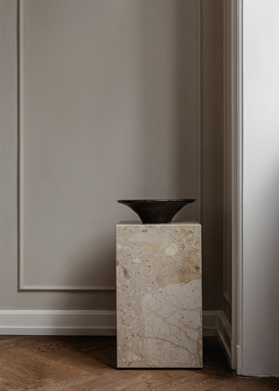 Plinth Tall | Brown Grey | Side tables | Audo Copenhagen