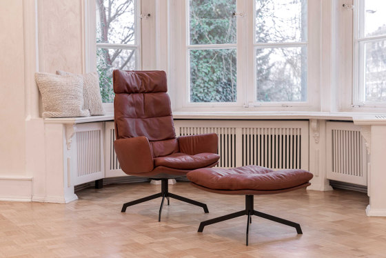 ARVA LOUNGE Armchair with ottoman | Sillones | KFF
