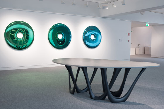 G-Table Cosmos With Cosmic Blue Base and Oval Granite Top by Zieta | Dining tables | Zieta