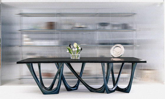 G-Table With Carbon Steel Base In Graphite Grey With Concrete Top | Dining tables | Zieta