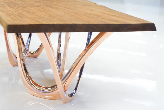 G-Table With Copper Base And Kauri Wood Top | Tavoli pranzo | Zieta