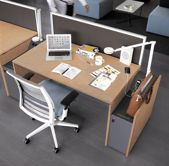 FrameFour WorkBench | Desks | Steelcase