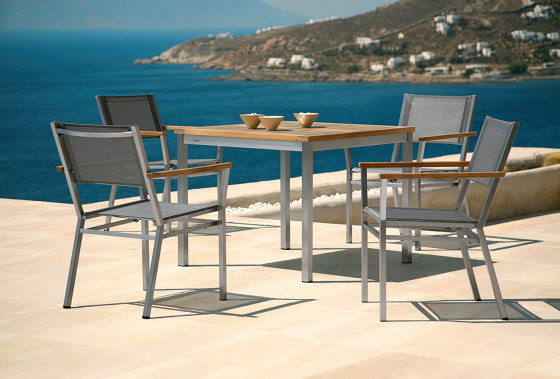 Equinox High Dining Carver with Teak Seat & Back | Sgabelli bancone | Barlow Tyrie