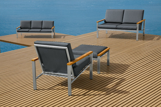 Equinox Carver with Teak Seat & Back (Optional cushion code: 800005) | Chairs | Barlow Tyrie