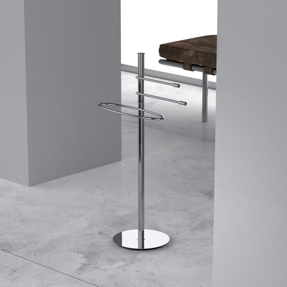 Floor standing column with towel holder, soap holder, paper holder and brass brush holder | WC-Ständer | COLOMBO DESIGN