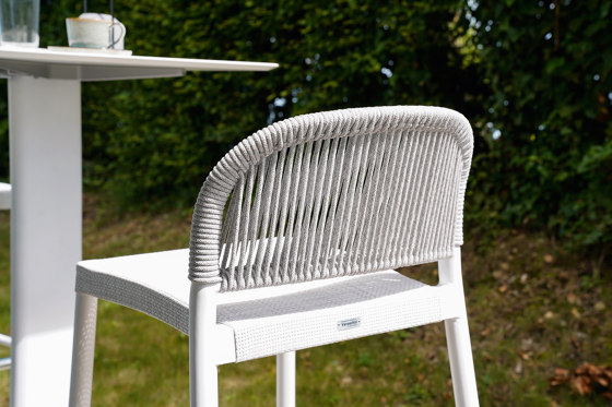 CLEVER Armlehnen-Stuhl | Stühle | Varaschin