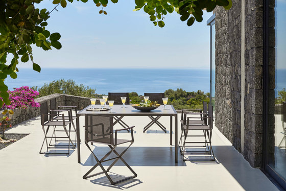 Terramare 8+2/4 seats extensible table | 739 | Tavoli pranzo | EMU Group