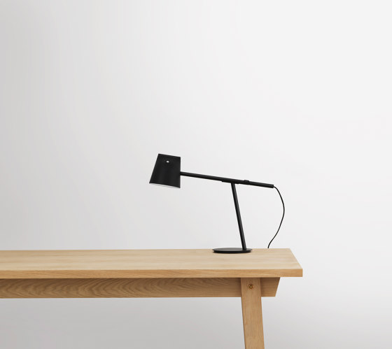 Momento Table Lamp | Lámparas de sobremesa | Normann Copenhagen