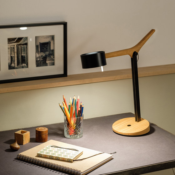 FRITS | Table lamp | Lampade tavolo | Domus