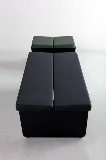 SLED | side table | Tavolini alti | By interiors inc.