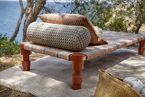 Garden Layers Big Cushion Diagonal almond-blue | Cojines | GAN