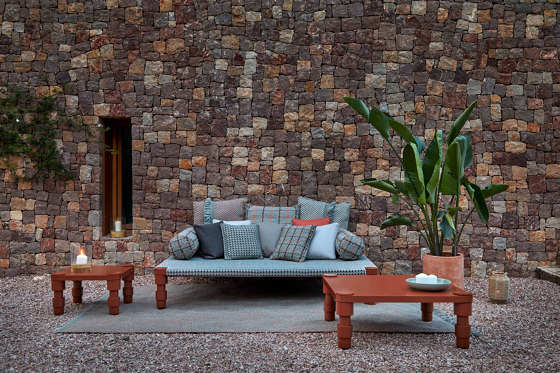 Garden Layers Rug Checks terracotta | Tappeti / Tappeti design | GAN