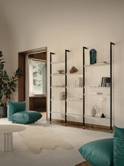 Alba Bookcase  - Ceiling fixing Version with green glass shelves | Shelving | ARFLEX