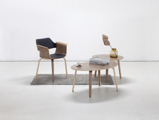 Flagship Armchair with swivel base and castors | Stühle | PlyDesign