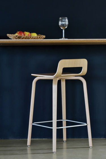 Korvet Barstool | Bar stools | PlyDesign