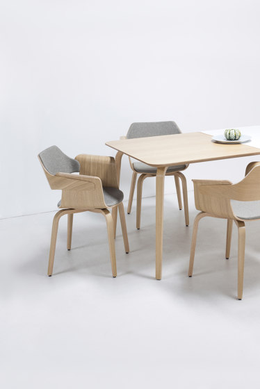 Mothership Office table | Tavoli contract | PlyDesign