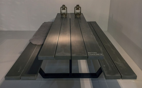 Cassecroute Table Beton | Esstische | CASSECROUTE