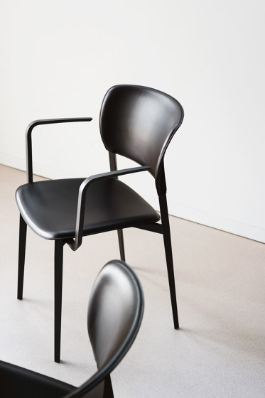 Ply | Stuhl | Stühle | Desalto