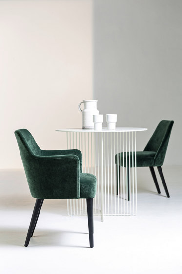 Velour easy armchair | Chairs | La Cividina