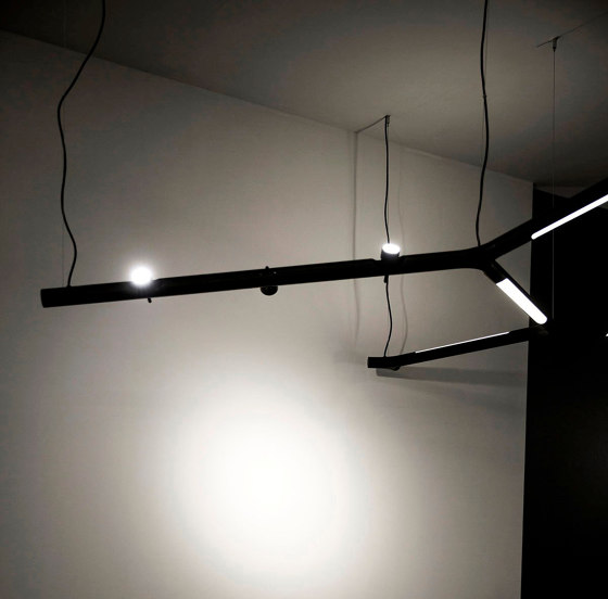 Calabronet | Suspended lights | martinelli luce