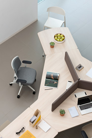 Twist Operative | Twin & Meeting Desk | Contract tables | actiu