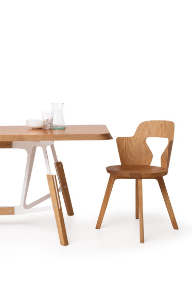 Stammtisch rectangular table, solid wood tabletop | Mesas comedor | Quodes