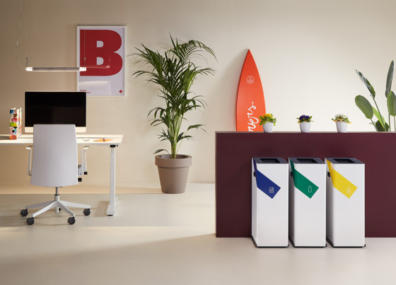 Basilea | BAS 01 | Poubelle / Corbeille à papier | Made Design