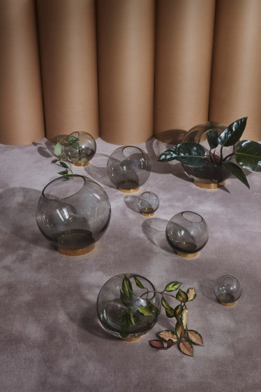 Globe | flower pot | XL | Vases | AYTM