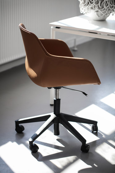 FourMe® 66 upholstery | Office chairs | Ocee & Four Design