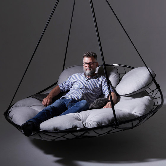 Big Basket Hanging Lounger - White | Balancelles | Studio Stirling