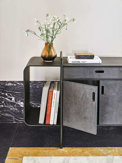 Apelle Chic | Side tables | Midj
