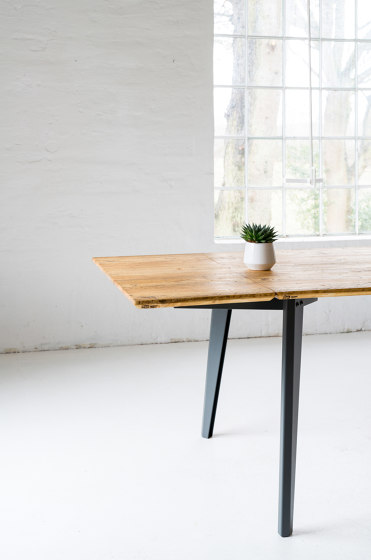 PLOG | table | Dining tables | Jan Cray