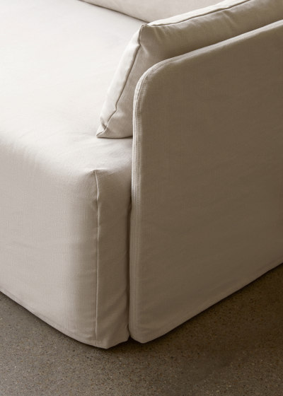 Offset Sofa, 2. Seater w. Loose Cover | Cotlin, Wheat | Sofas | Audo Copenhagen