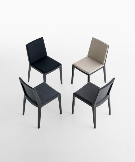Bianca Light | Chairs | Crassevig