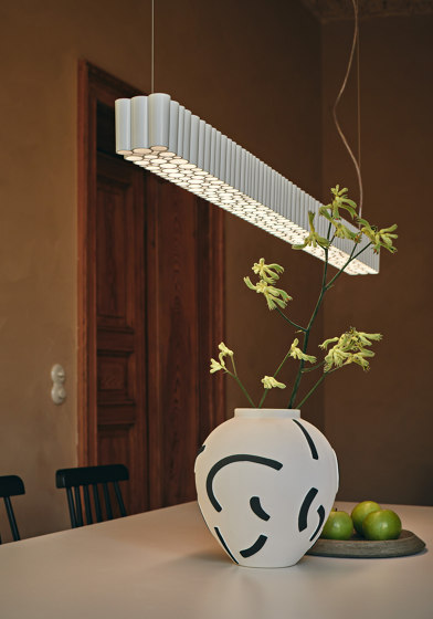 Calipso Linear Stand Alone 180 Suspension | Suspended lights | Artemide