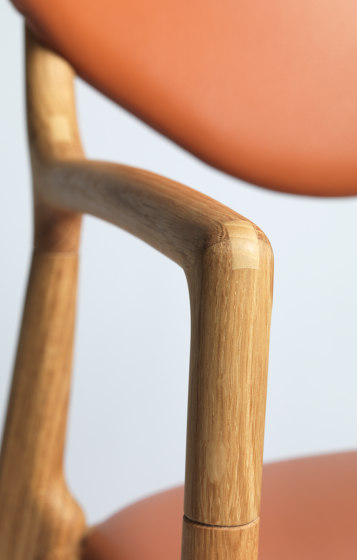 Salon Chair Oak / Smoked | Chairs | Ro Collection
