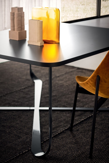 Confluence round | Dining tables | Pianca