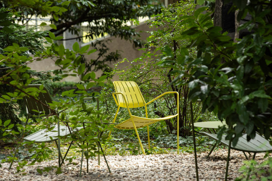 Osmo easy chair outdoor | Armchairs | Prostoria