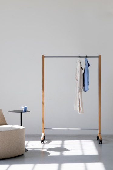 Round20 Alu coat rack | Appendiabiti | Cascando