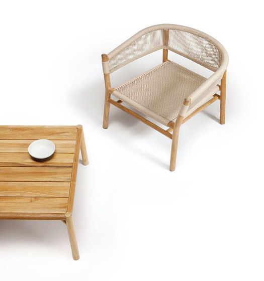 Kilt Lounge armchair | Armchairs | Ethimo