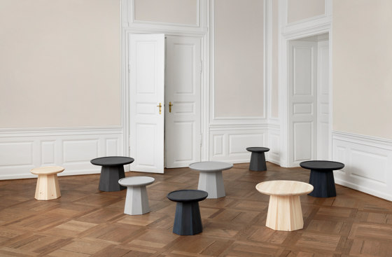 Pine Table small | Mesas de centro | Normann Copenhagen