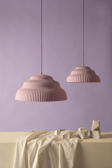 Kaskad Lamp Seashell | Suspended lights | SCHNEID STUDIO