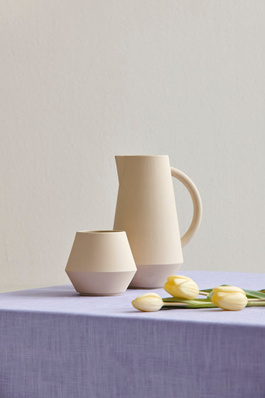 Unison Ceramic Carafe Yellow | Garrafas | SCHNEID STUDIO