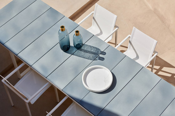 Nox table à manger - 264 cm - Linen frame, Moss glazed lava stone | Tables de repas | Tribù