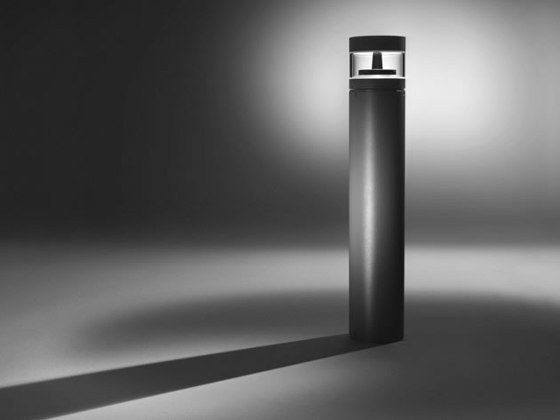 Mini-Ikonic H 31cm | Lámparas exteriores sobre suelo | Simes