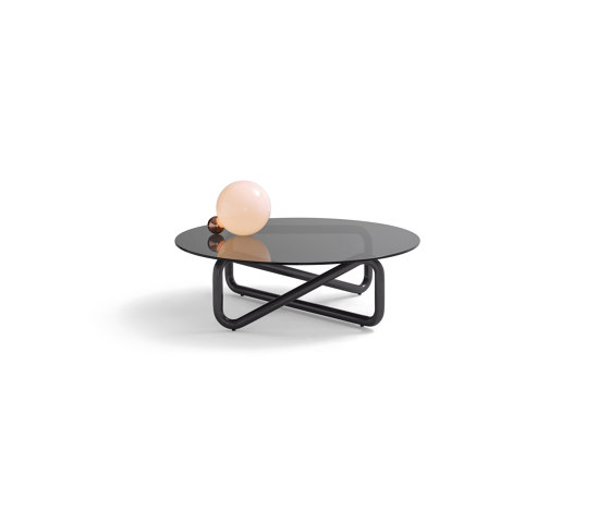 Infinity Small Table 105x105 | Mesas de centro | ARFLEX