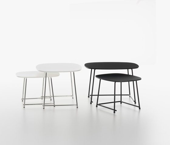 Cup lounge table | Tavolini alti | Plank