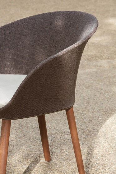 Blum Dining armchair | Chairs | Expormim