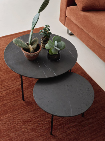 Sting Side Tables | Mesas de centro | COR Sitzmöbel